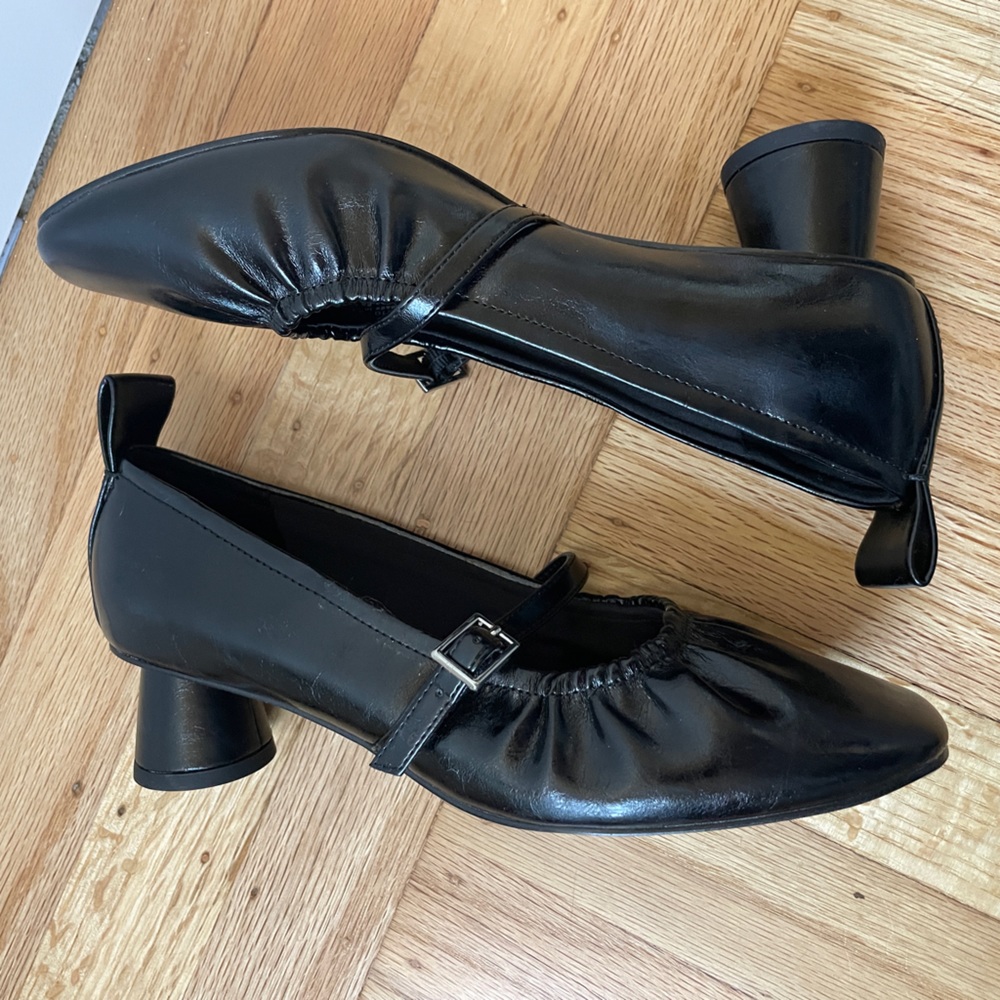 Charles & Keith Heeled Mary Jane